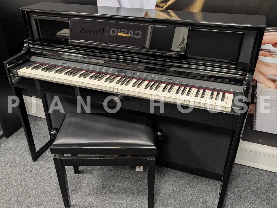 ROLAND LX-705 PE - Ảnh thực tế 3